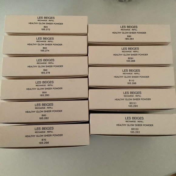 CHANEL Les Beiges Healthy Glow Sheer Powder (multiple shades) - Picture 4 of 4